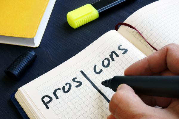 A Comprehensive List of the Pros & Cons of 12-Step Programs